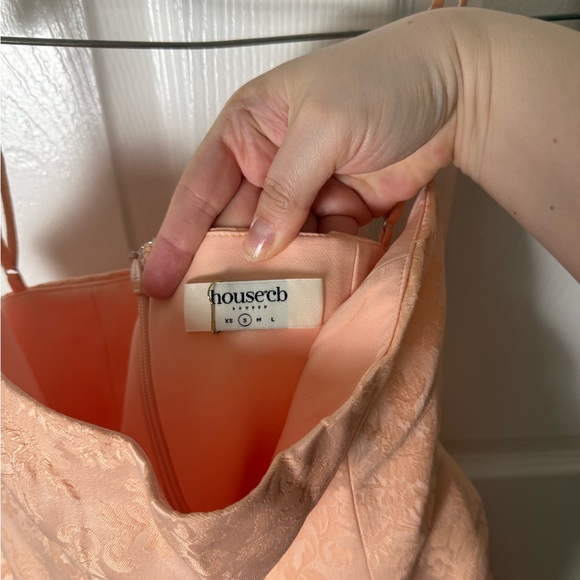 House of CB Rosalinda Peach Jacquard Mini Bow Gown S - Picture 8 of 9